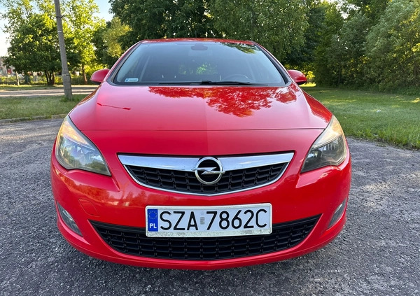 Opel Astra cena 33500 przebieg: 173000, rok produkcji 2011 z Zawiercie małe 352